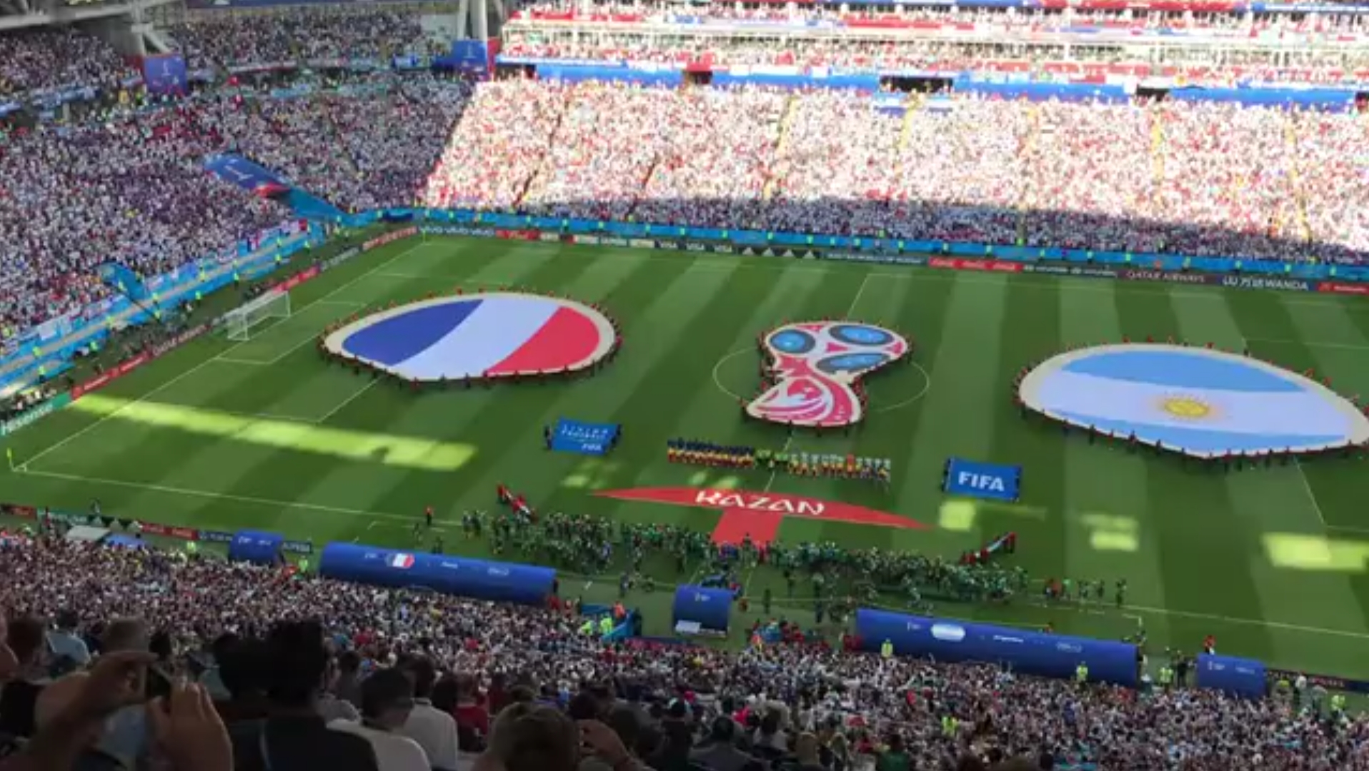 表明由队