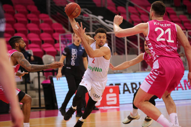 面临着来自 面临着来自