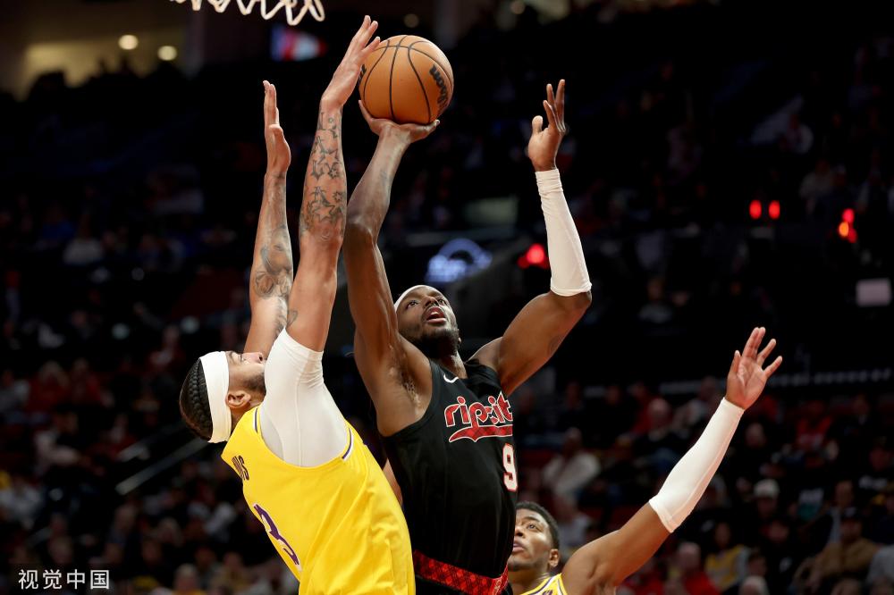 篮板争夺 篮板争夺